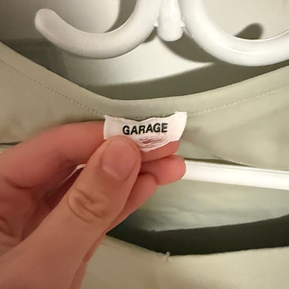 Garage Light Green Crop Top - Picture 3 of 3